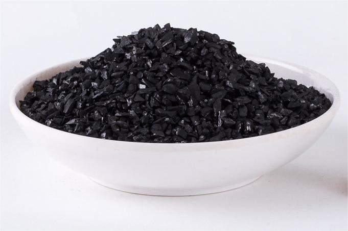 椰殼活性炭脫色基礎(chǔ)油：打造清澈純凈的油品(圖1)